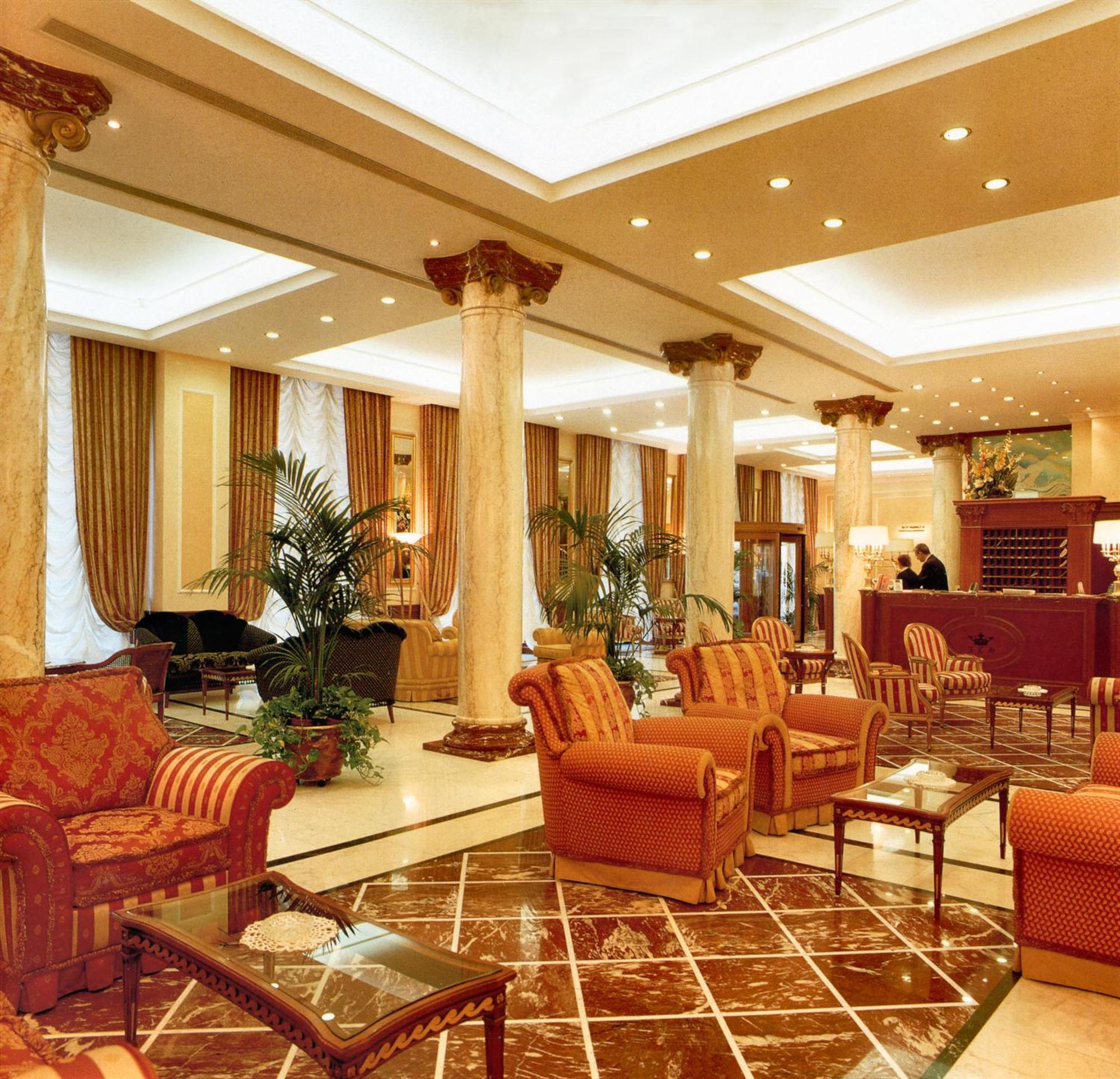 Andreola Central Hotel — Photos 1